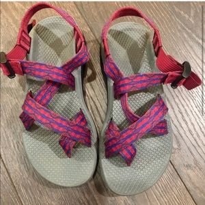 Chaco size 6